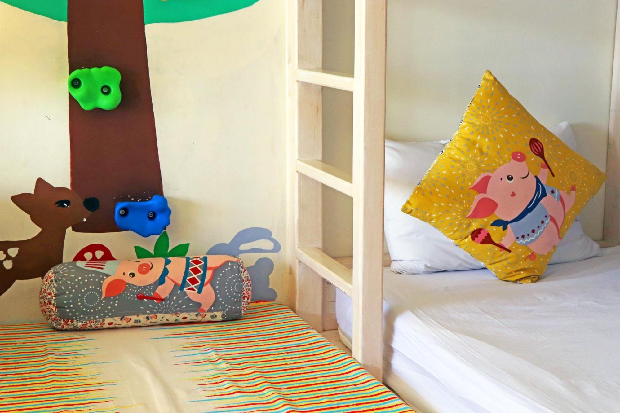 Yoho Beach Resort Kenting Старе місто Хенчун Екстер'єр фото A children's bedroom
