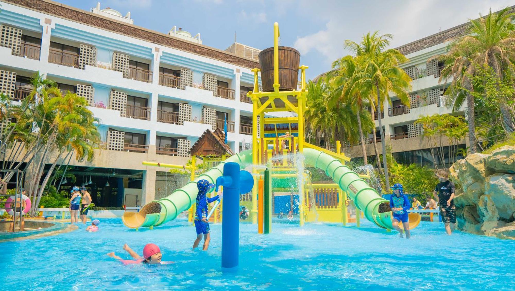 Yoho Beach Resort Kenting Старе місто Хенчун Екстер'єр фото Water Park