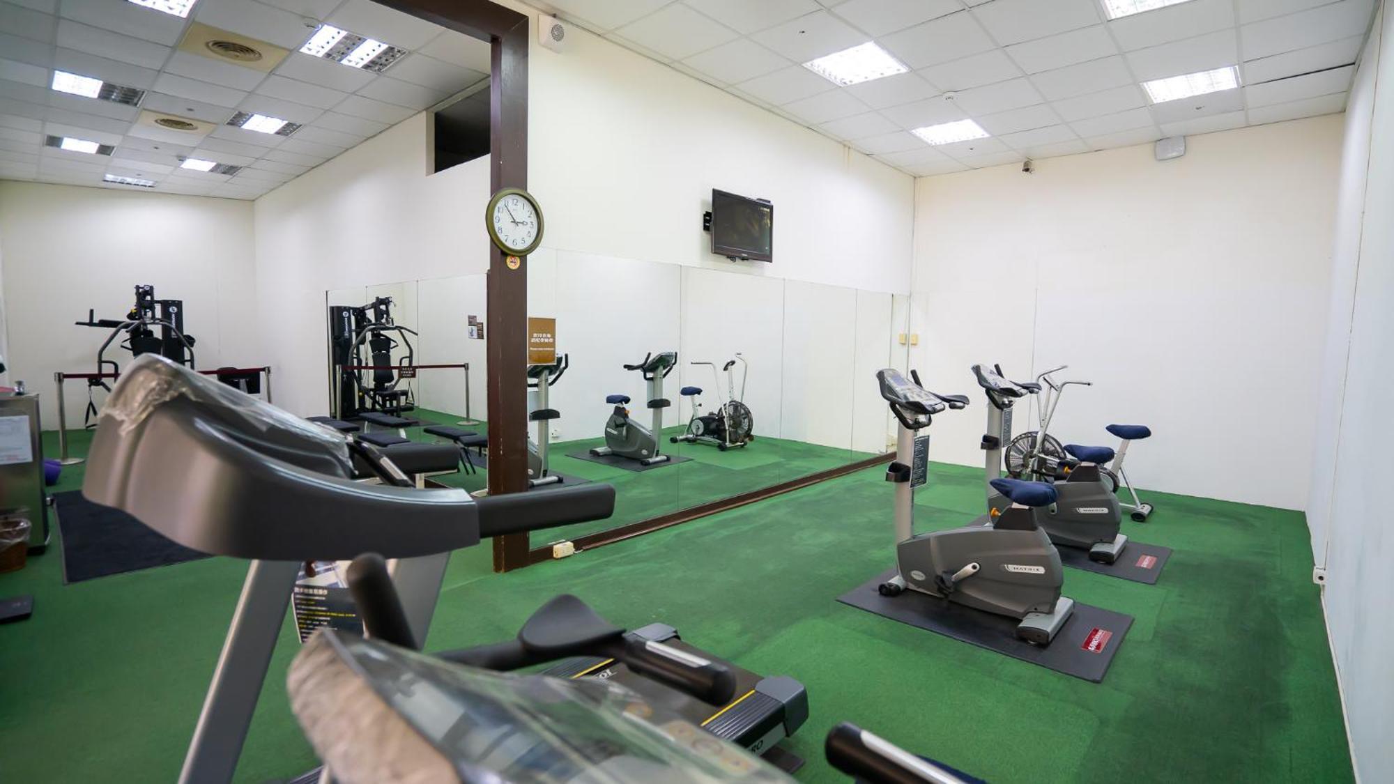 Yoho Beach Resort Kenting Старе місто Хенчун Екстер'єр фото The gym at the hotel